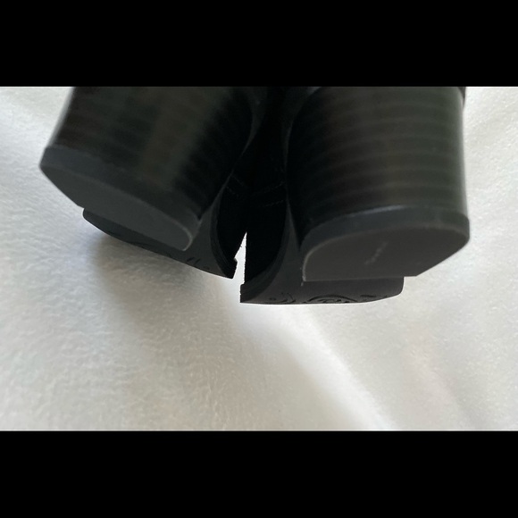 Sonoma Good for Life Size 6M Black Suede Bootie - Picture 5 of 16